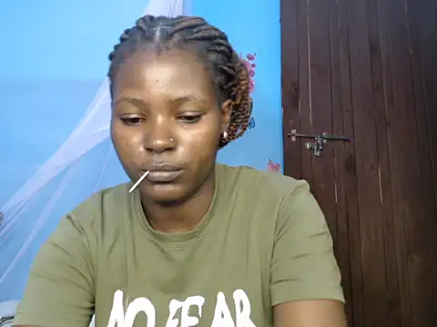 TrishaKalid 即時 XXX 聊天