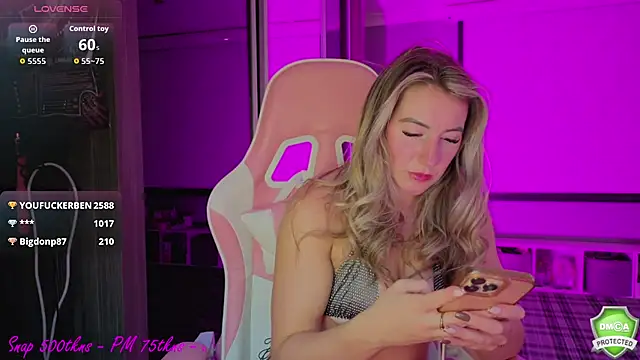 Daisydelicious Adlı Modelin Canlı XXX Sohbeti