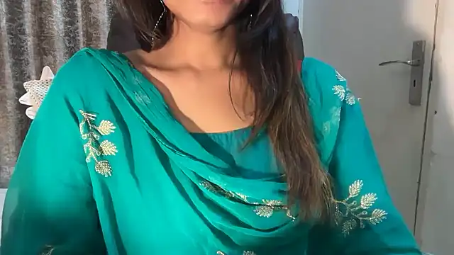 Cupid_of_Hearts 即時 XXX 聊天