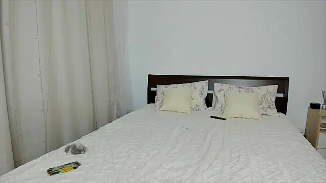 Xloe_Queen's Live XXX Chat