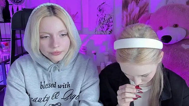 AvaDaviis Adlı Modelin Canlı XXX Sohbeti