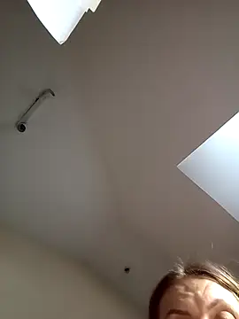 Ami_FoxyのライブXXXチャット