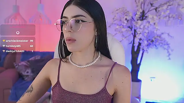 JadeSummerr Adlı Modelin Canlı XXX Sohbeti