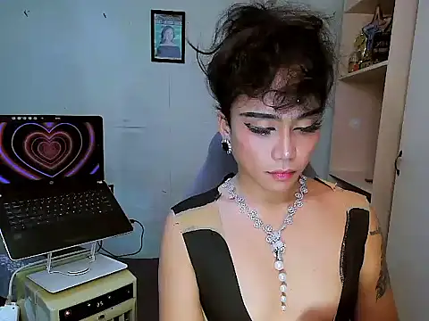 YourNikkieXxx Webcam-Show