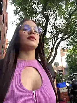 samaantha_lux 即時 XXX 聊天