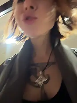 RosieSecret: онлайн-секс-чат