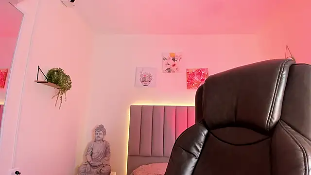 Chat +18 de Katia_gh ao vivo