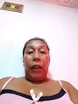 Ruby-Hot-Milf's Live XXX Chat