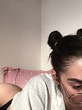 Chat +18 de SiennaLuna ao vivo