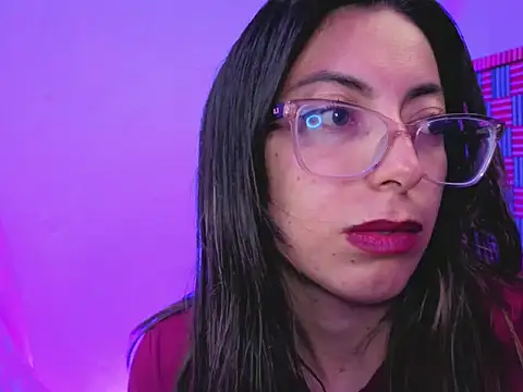 zylla_storn Adlı Modelin Canlı XXX Sohbeti