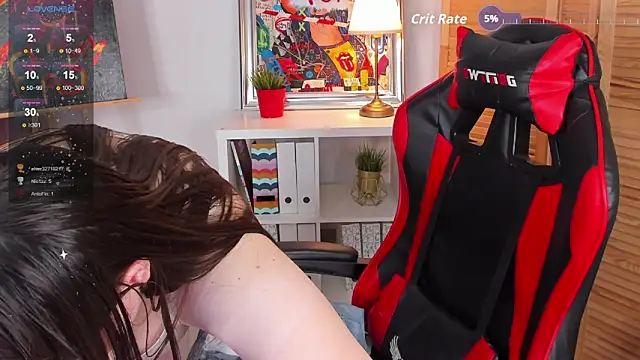 CuddlysKitty's Live XXX Chat