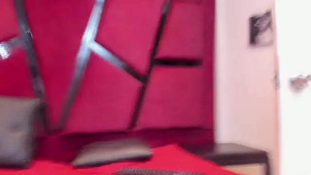 MiaGiordano: απευθείας συνομιλία ΧΧΧ