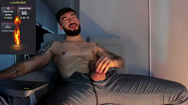 MarkWalker__ élő XXX-chatje