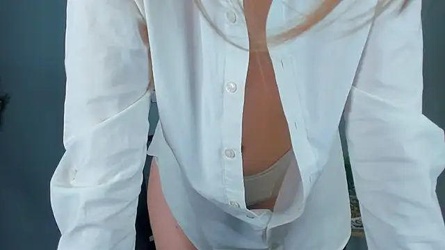 LilianSwallのライブXXXチャット