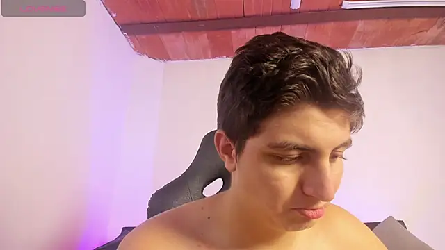 atilaepic: онлайн-с екс-чат