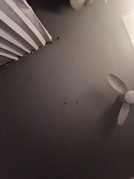 bimexpoexist Adlı Modelin Canlı XXX Sohbeti