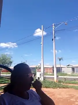 MILEIDE980 élő XXX-chatje