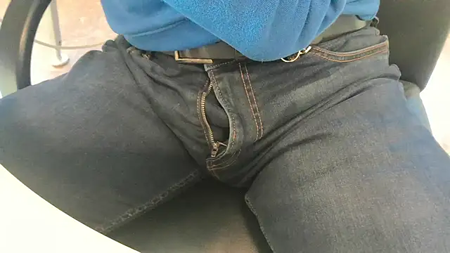 alessandroman2114's Live XXX Chat