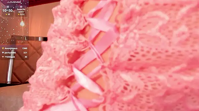 CarolineGraceX élő XXX-chatje