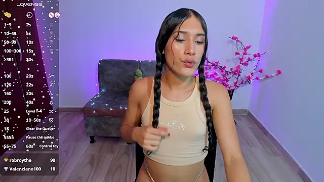 Živý XXX chat CamilaHarperr_