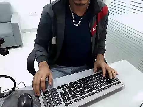 rahulkajuuu0909's Live XXX Chat