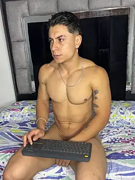 MR_MUSCLE's Live XXX Chat