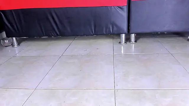 AmaniStones Chat XXX live