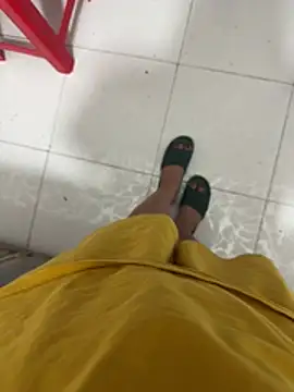 Mores1_Squirt Show Webcam