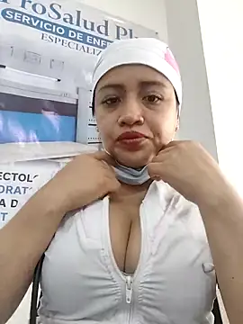 MILA__06's Webcam Show