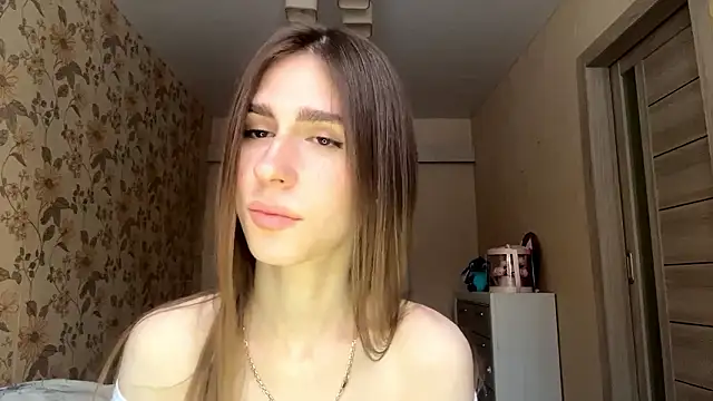 ElsieKuhlmann's Live XXX Chat