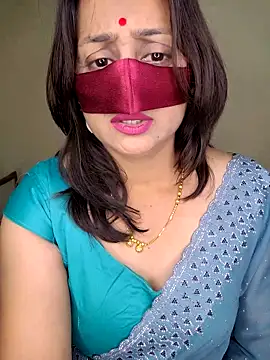 Chat XXX en directo de WetDollX