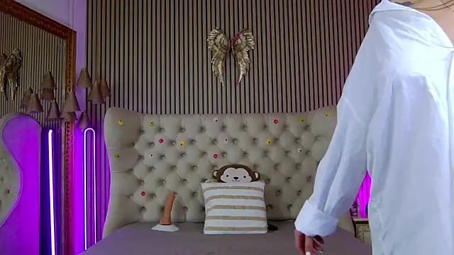 PlayfulShow Webcam show