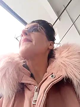 RebeccaNoble – Naživo XXX chat