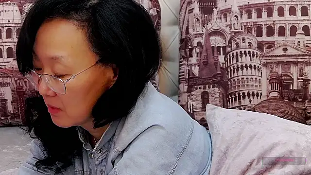 S_andra_'s Live XXX Chat