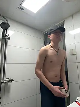 Chat +18 de CNYASTUR ao vivo