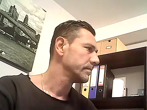 mastercharisma35's Webcam Show