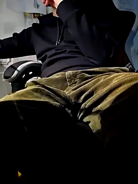 verylargecockのライブXXXチャット