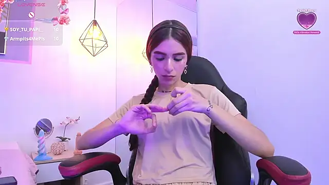 april_jones05 Webcamshow