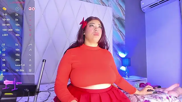 DanniaMonroee's Live XXX Chat