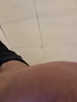 Cnutt310 Webcam Show