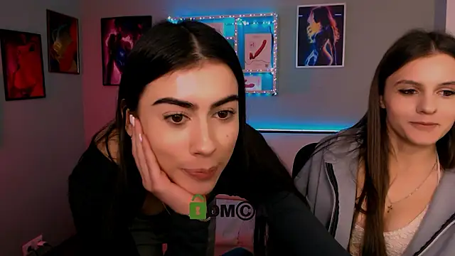 lisa_dark_'s Live XXX Chat