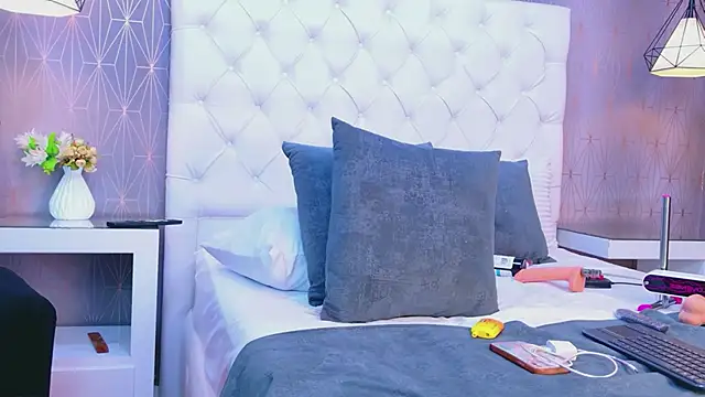 Chatroom XXX en direct de MiaSweeths