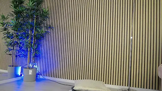 TheaBrown's Live XXX Chat