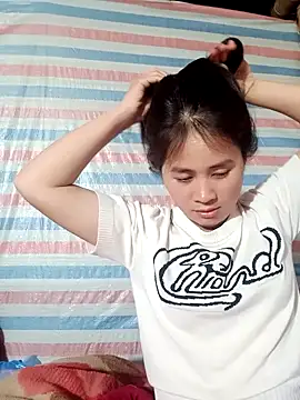 Him_MountainGirl's Live XXX Chat