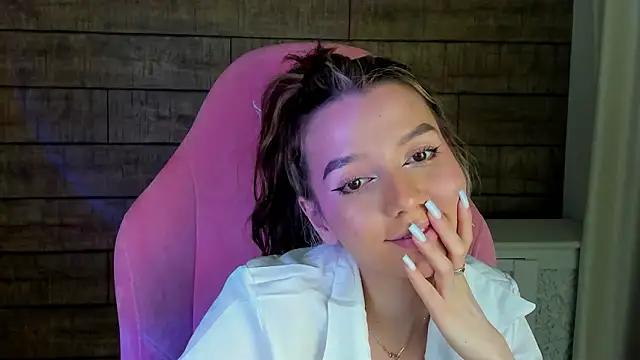 Chatroom XXX en direct de VanessaVienne