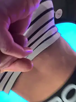 Chatroom XXX en direct de F3ckd0lllucy