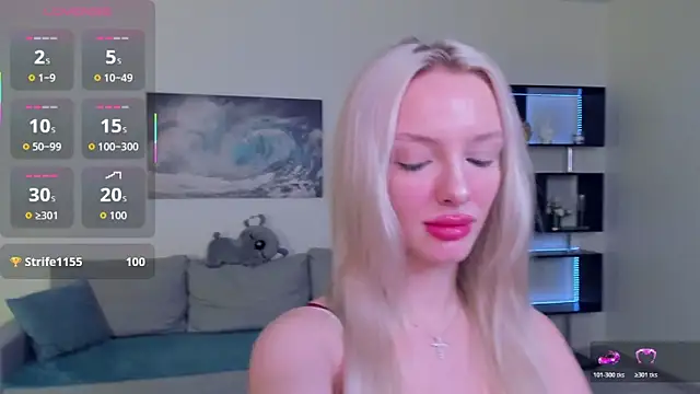 AleksaBlondeのライブXXXチャット