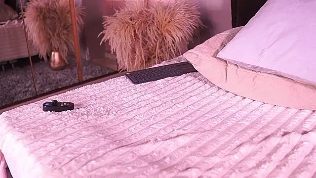 IzzyWildのライブXXXチャット