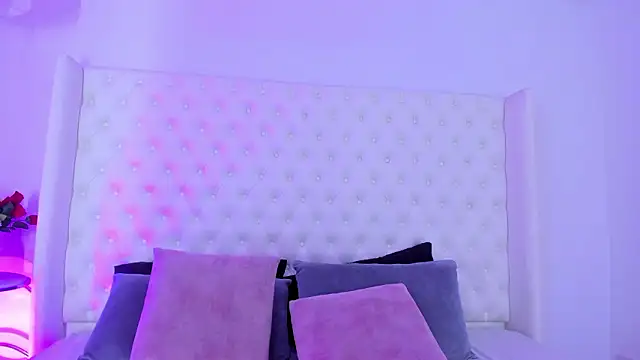 Živý XXX chat Emily_Hudson_