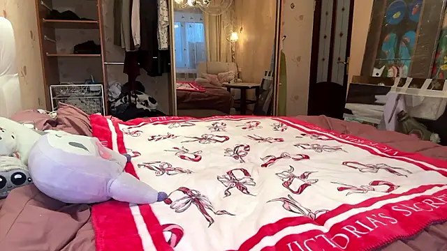 GeniaSemper's Live XXX Chat